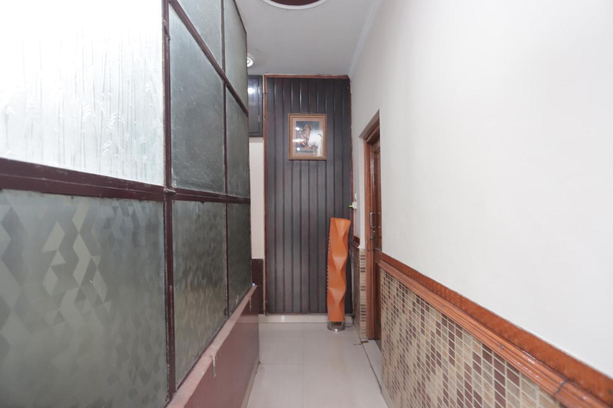 Narayani Guest House By Grb Kankhal Exterior photo